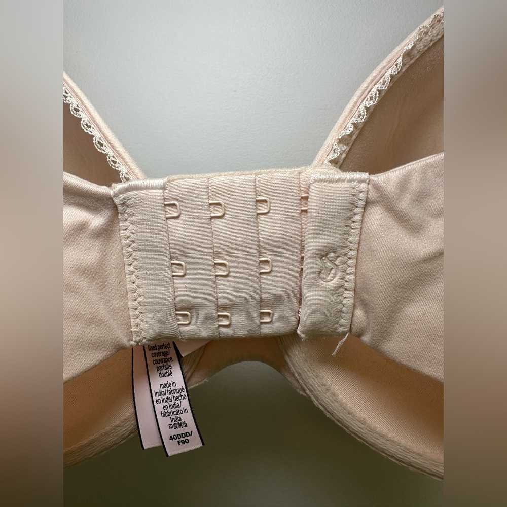 Victoria’s Secret Body by Victoria‎ Lined Perfect Coverage Bra 40DDD Nude Tan - Picture 3 of 10